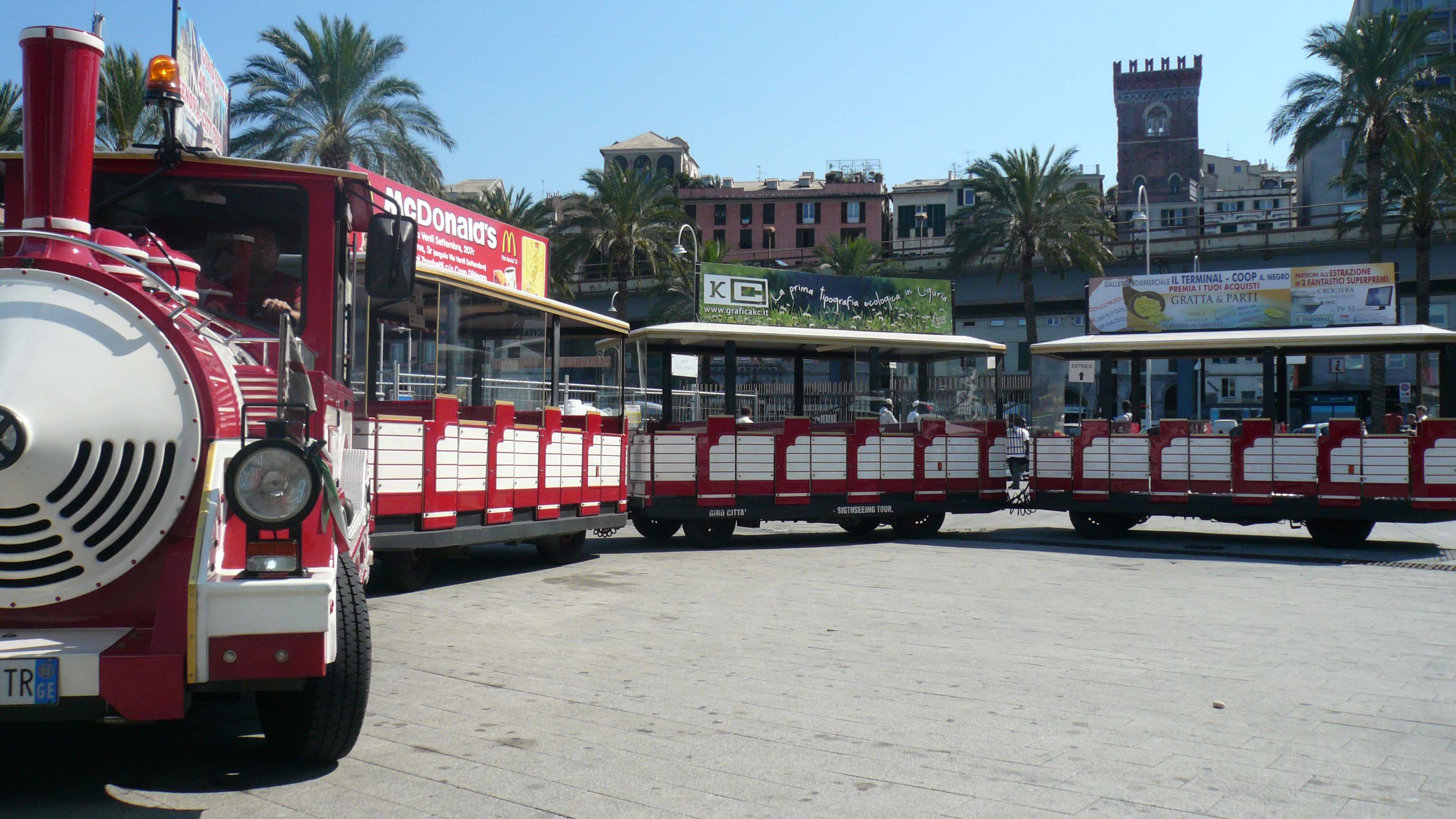 trenino all'Acquario di Genova TreninoPippo2011 (14).jpg